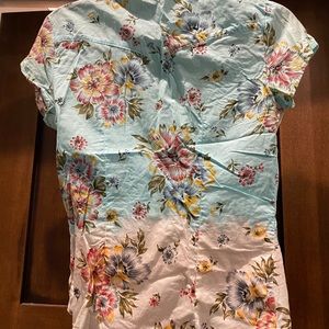 Women’s Button Down Floral Top Small